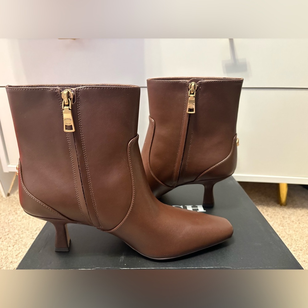 Coach Sculpted C Kitten Heel Leather Ankle Booties Maple Brown 8.5 NIB $275 - Picture 7 of 15